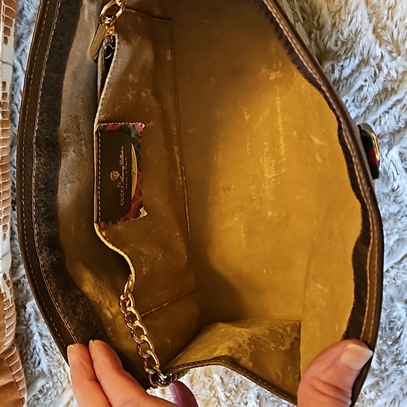 Gucci GG Sherry Line Clutch - Picture 9 of 16